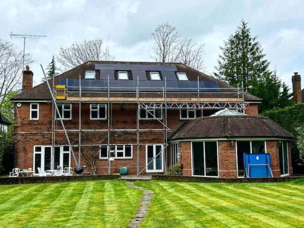 Solar Panels on Roof 1 600x450